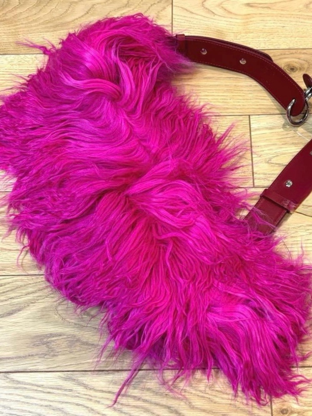 Kenzo tali fur bag strap 2019 fuschia fur euc $400 - Picture 2 of 6